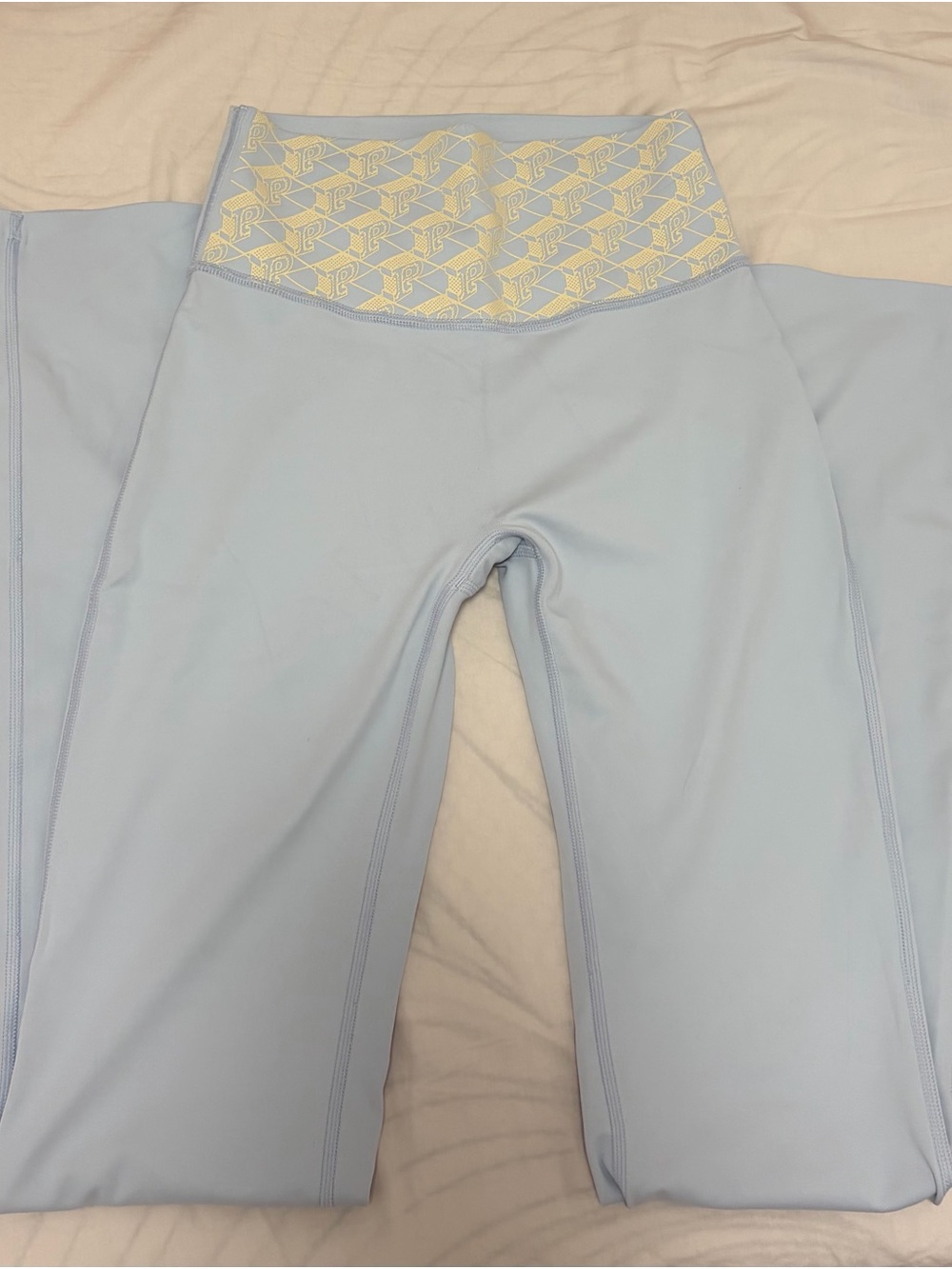 PINK Victoria's Secret Light Blue Leggings with Cream Patterned Waistband